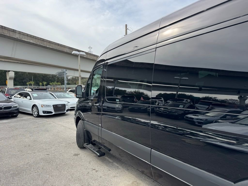 Used 2012 Mercedes-Benz Sprinter 2500 image 11