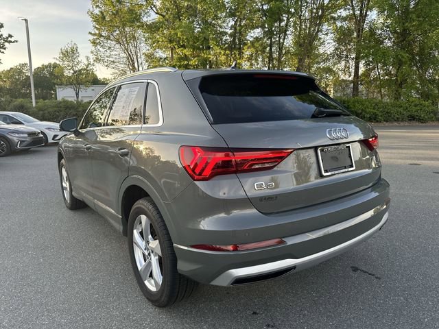Used 2020 Audi Q3 2.0T Premium Plus w/ Premium Plus Package AWD/4WD image 3