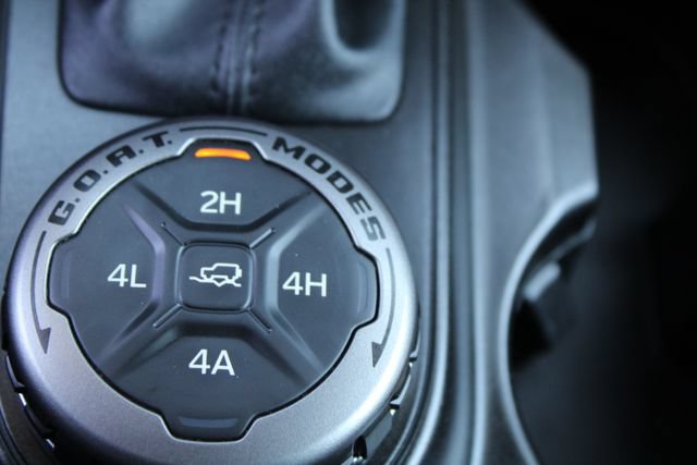 Used 2022 Ford Bronco Badlands AWD/4WD image 32