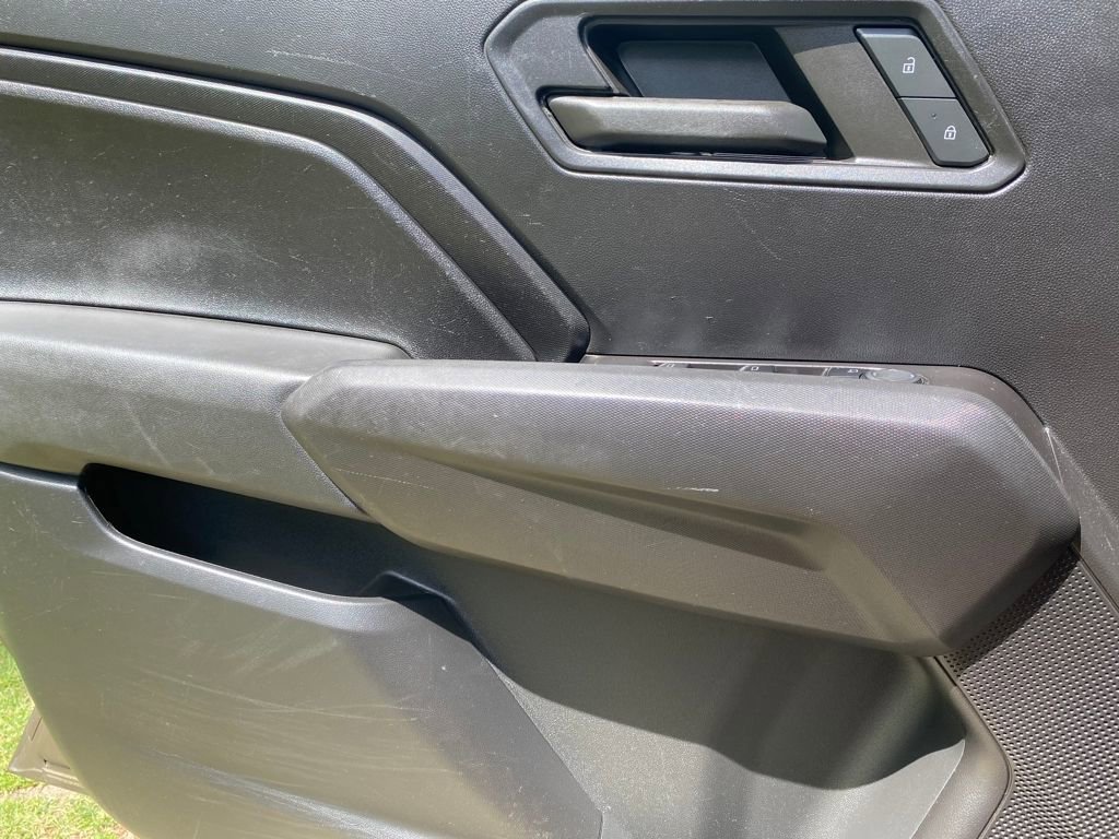Used 2024 Chevrolet Colorado W/T image 12