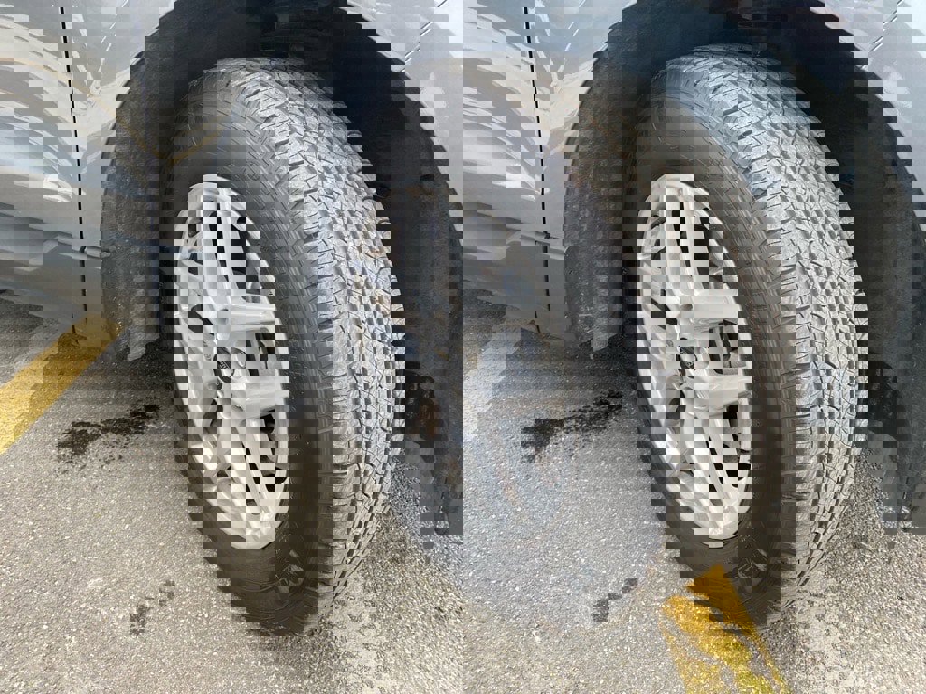 Used 2024 Ford Edge SEL w/ Convenience Package image 26