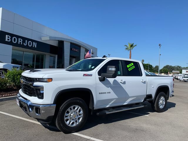 Used 2025 Chevrolet Silverado 2500 LT AWD/4WD image 1