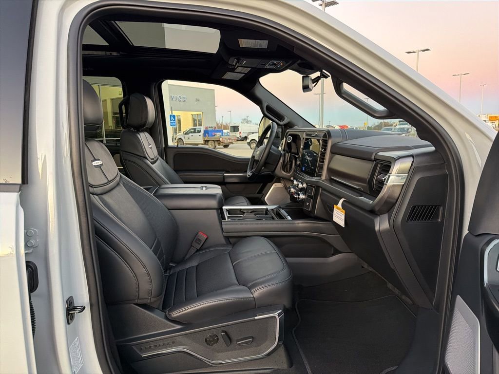 New 2026 Ford F250 Platinum w/ FX4 Off-Road Package AWD/4WD image 22