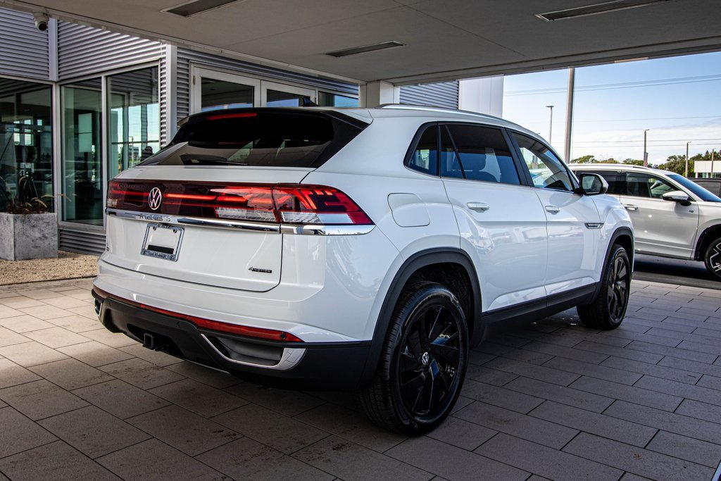 New 2026 Volkswagen Atlas Cross Sport SE image 17