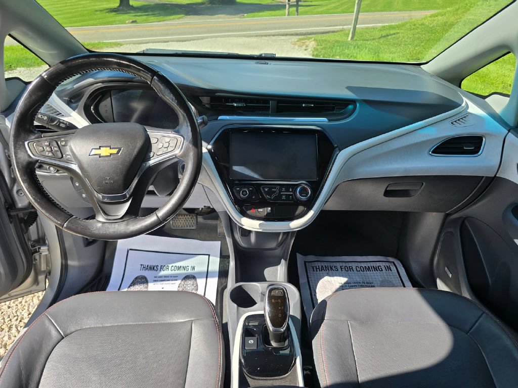 Used 2018 Chevrolet Bolt Premier w/ Driver Confidence II Package FWD image 17