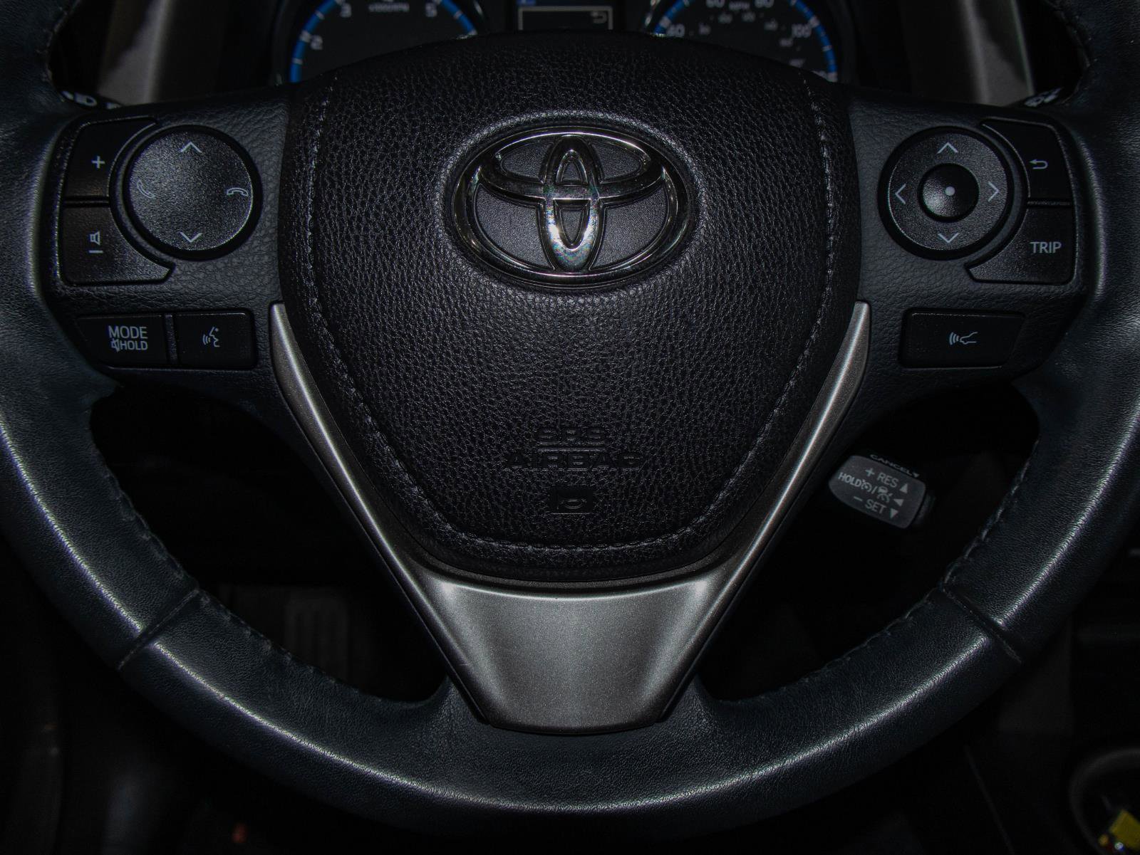 Used 2017 Toyota RAV4 Limited image 12