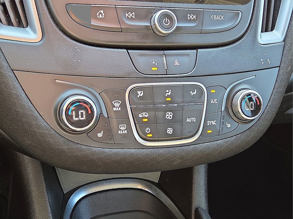 Used 2023 Chevrolet Malibu LT image 28