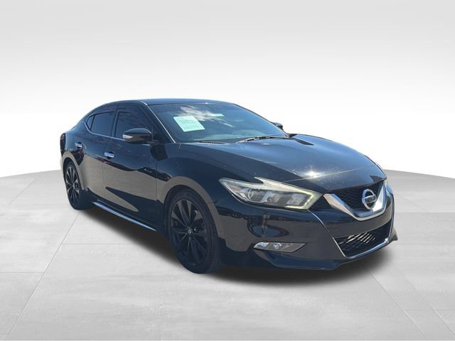 Used 2017 Nissan Maxima SR w/ Midnight Edition FWD image 3