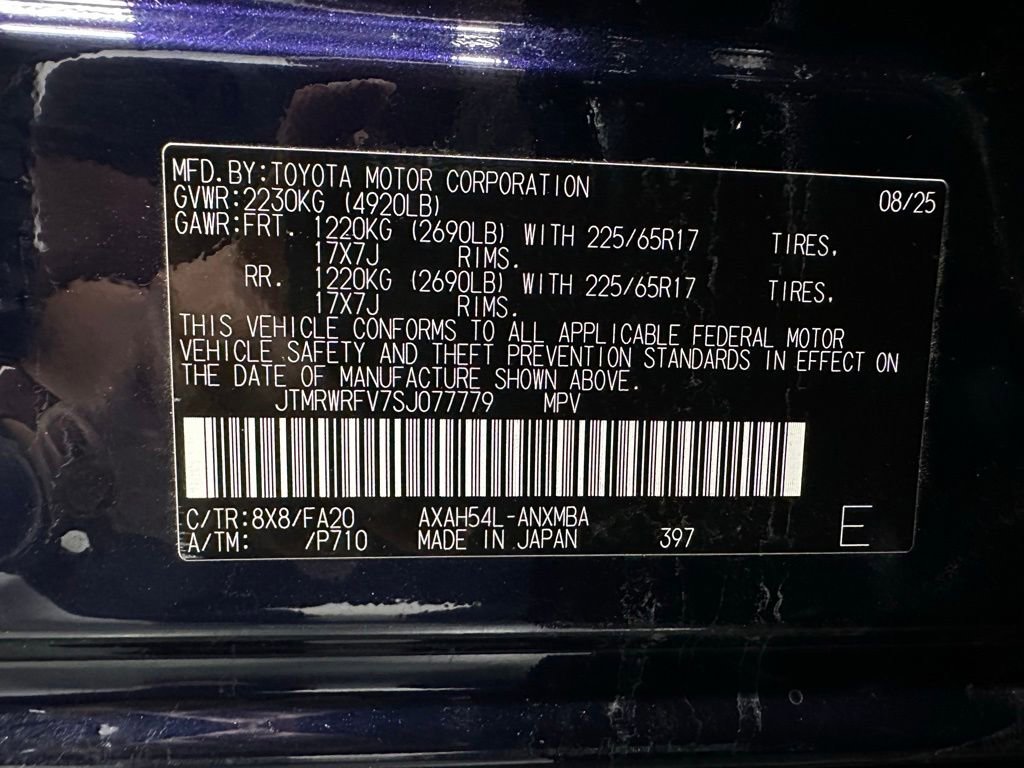 Used 2025 Toyota RAV4 XLE AWD/4WD image 11