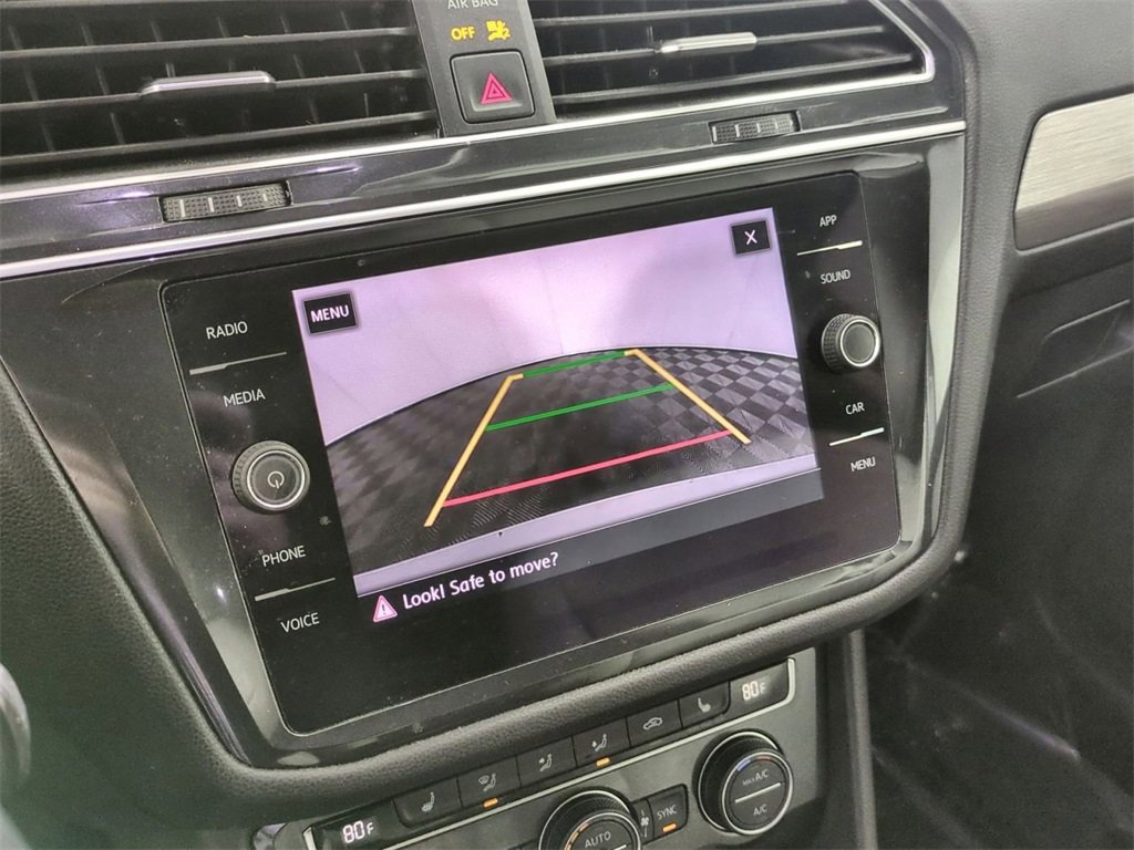 Used 2019 Volkswagen Tiguan SE w/ Panoramic Sunroof Package image 14