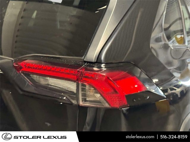 Used 2022 Toyota RAV4 XLE image 12