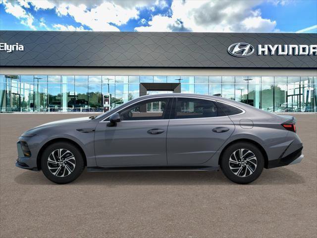 New 2026 Hyundai Sonata Blue FWD image 3