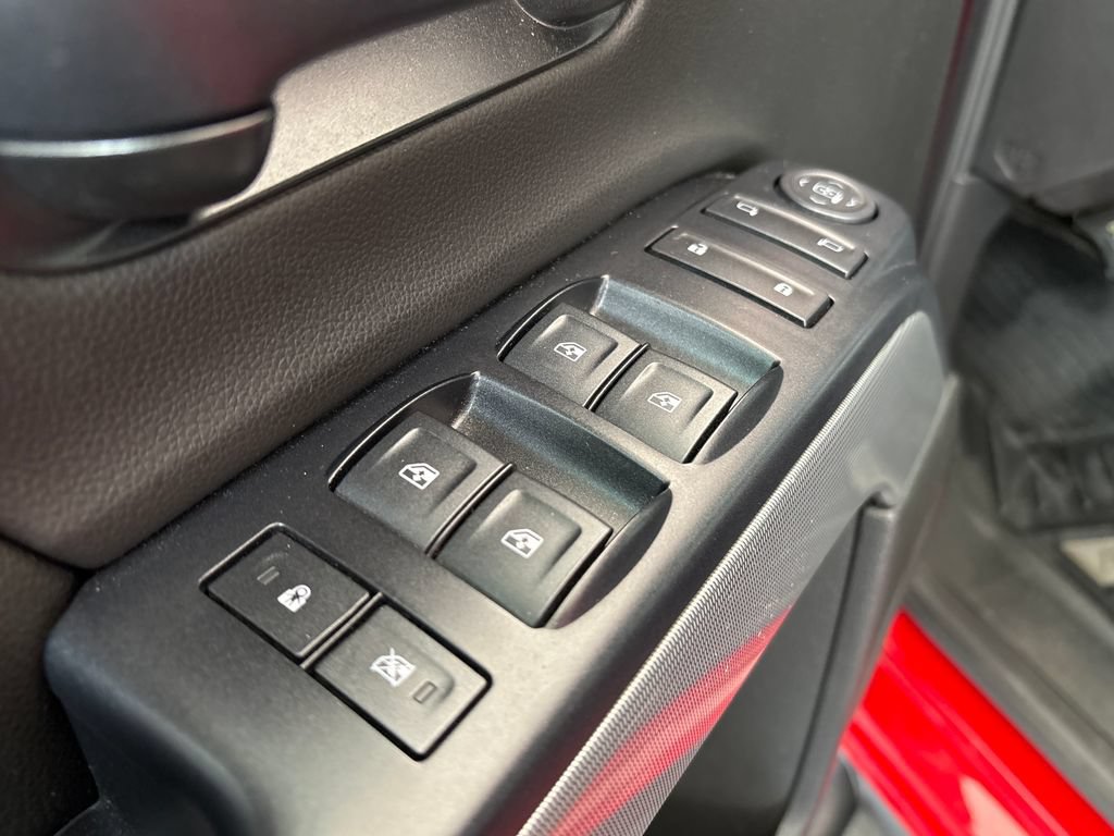 Used 2018 Chevrolet Silverado 1500 LT w/ All Star Edition AWD/4WD image 15