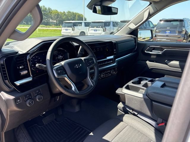 Used 2024 Chevrolet Silverado 1500 RST AWD/4WD image 14