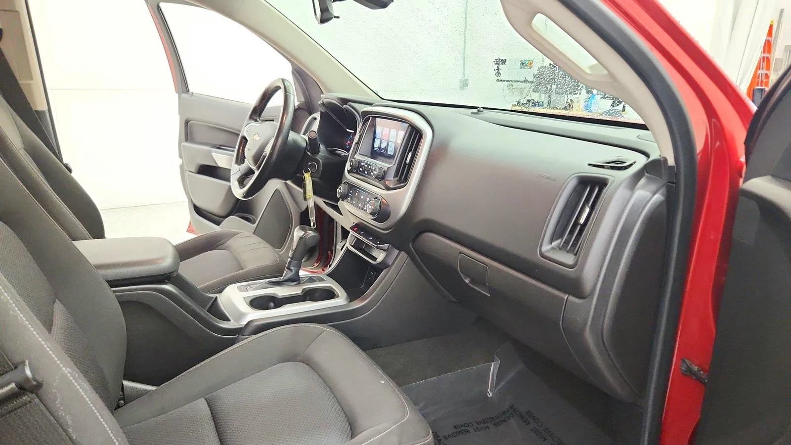 Used 2015 Chevrolet Colorado LT w/ LT Convenience Package RWD image 29