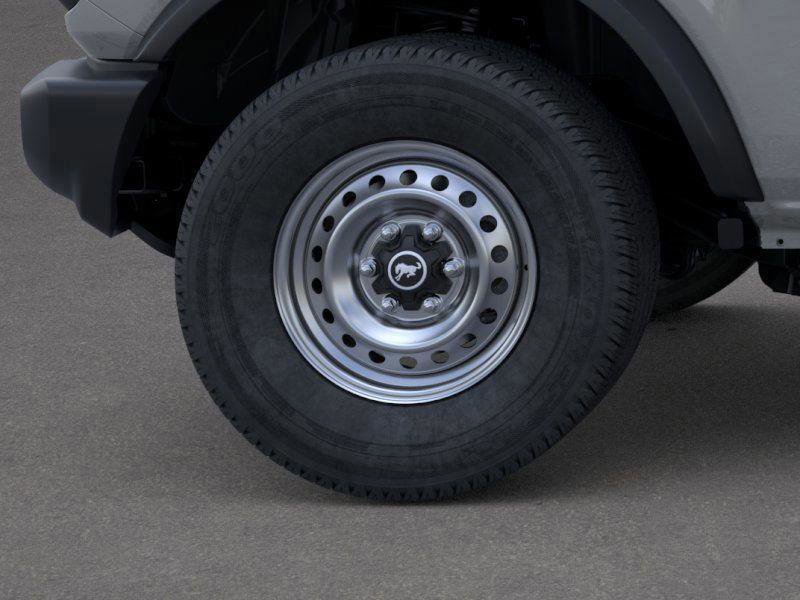 New 2026 Ford Bronco Base 2D Sport Utility image 24