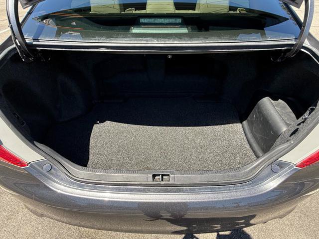 Used 2014 Toyota Camry XLE w/ Moonroof Package FWD image 17