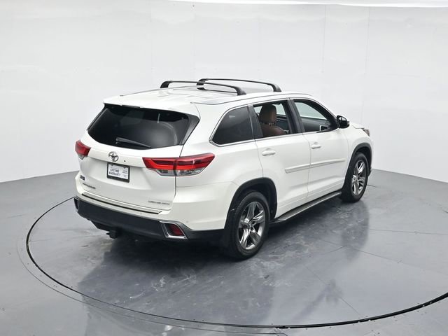 Used 2017 Toyota Highlander Limited Platinum image 43