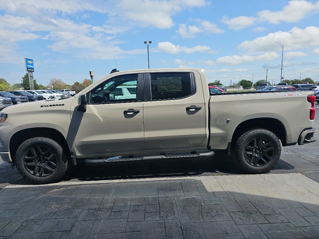 New 2026 Chevrolet Silverado 1500 Custom w/ Turbomax Blackout Package AWD/4WD image 4