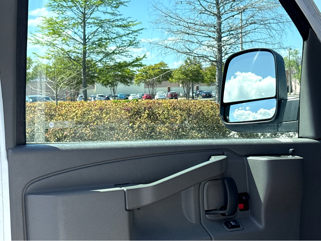 Used 2019 Chevrolet Express 3500 LT w/ LT Preferred Equipment Group image 5