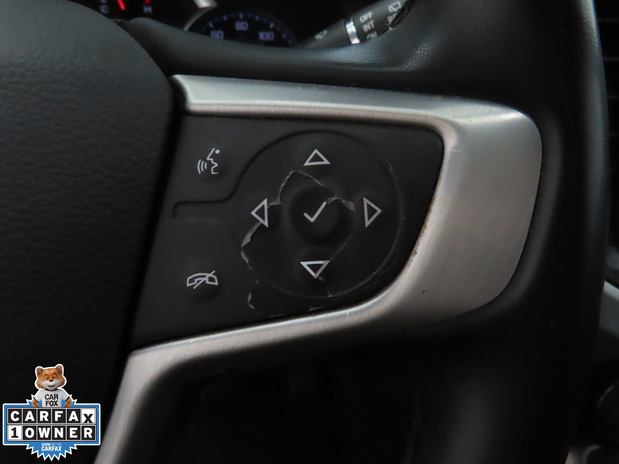 Used 2023 GMC Acadia SLT image 16