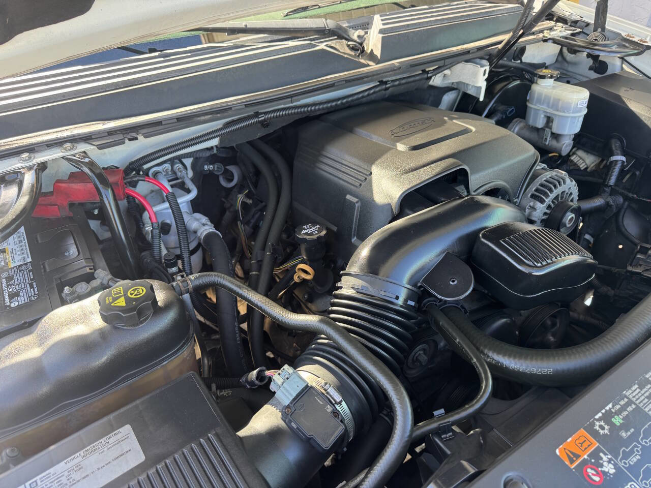 Used 2012 Cadillac Escalade EXT Premium image 15