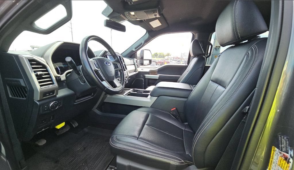 Used 2022 Ford F250 Lariat w/ Tremor Off-Road Package AWD/4WD image 5