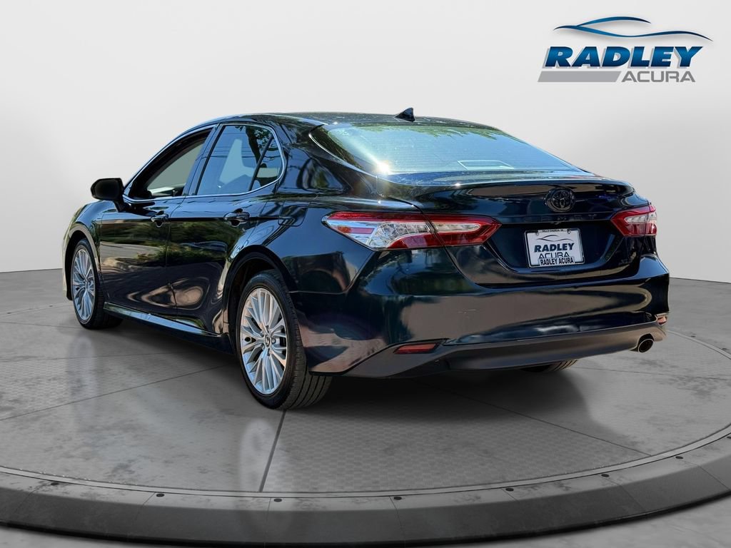 Used 2020 Toyota Camry XLE FWD image 4