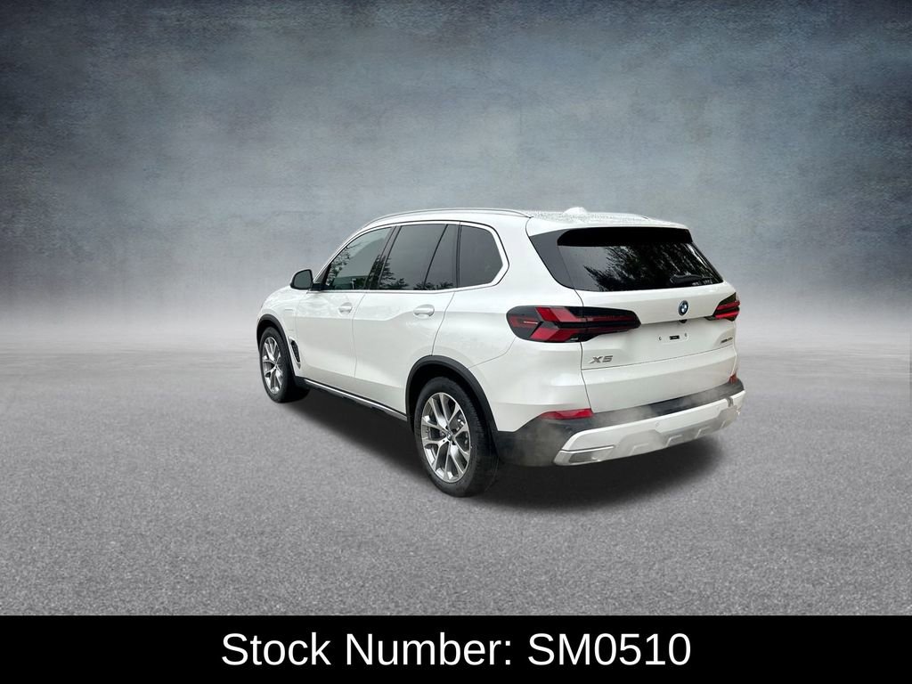 New 2026 BMW X5 xDrive50e w/ Climate Comfort Package image 6