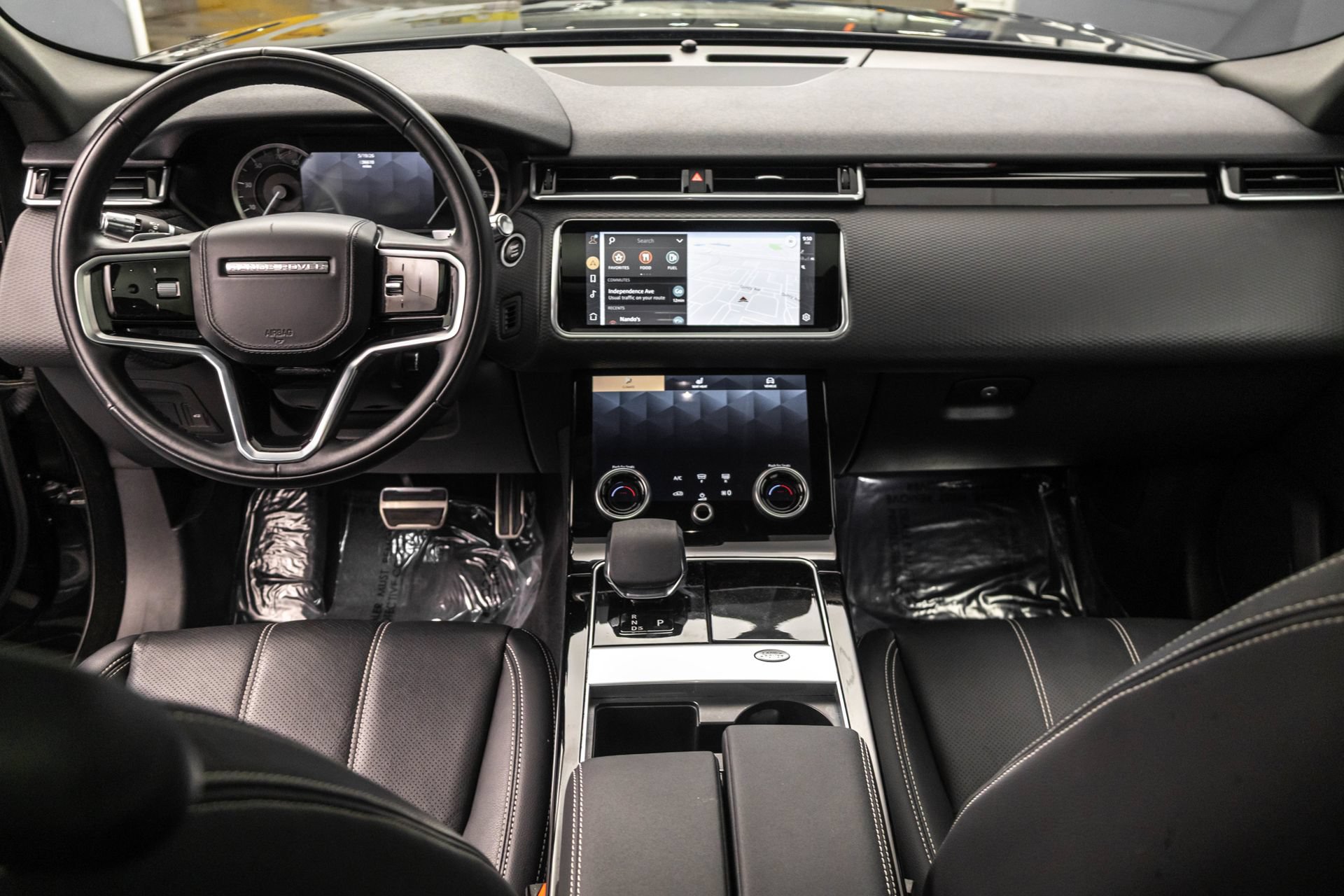 Used 2022 Land Rover Range Rover Velar R-Dynamic S AWD/4WD image 31