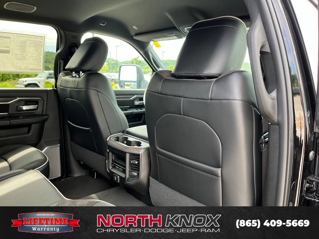New 2026 RAM 2500 Laramie w/ Night Edition AWD/4WD image 25