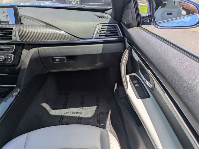 Used 2020 BMW M4 Base image 15
