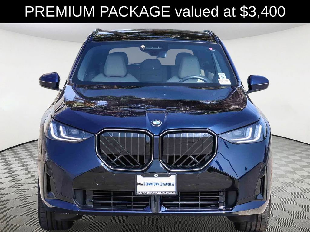 Used 2025 BMW X3 xDrive30i w/ Premium Package image 2