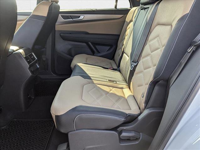 New 2026 Volkswagen Atlas Cross Sport SE image 14