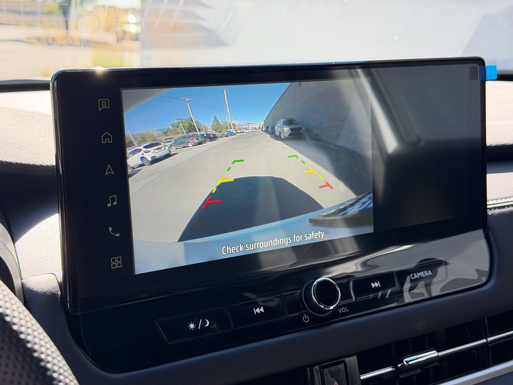 New 2026 Mitsubishi Outlander LE AWD/4WD image 17