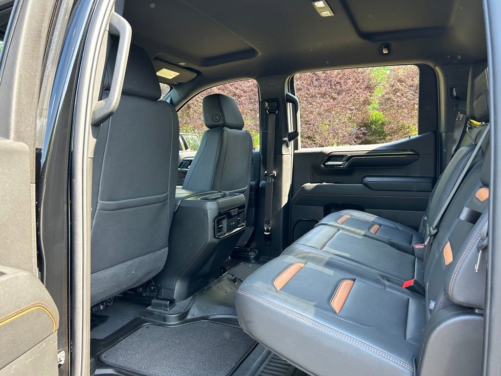Certified 2024 GMC Sierra 1500 AT4 w/ AT4 Premium Package AWD/4WD image 44