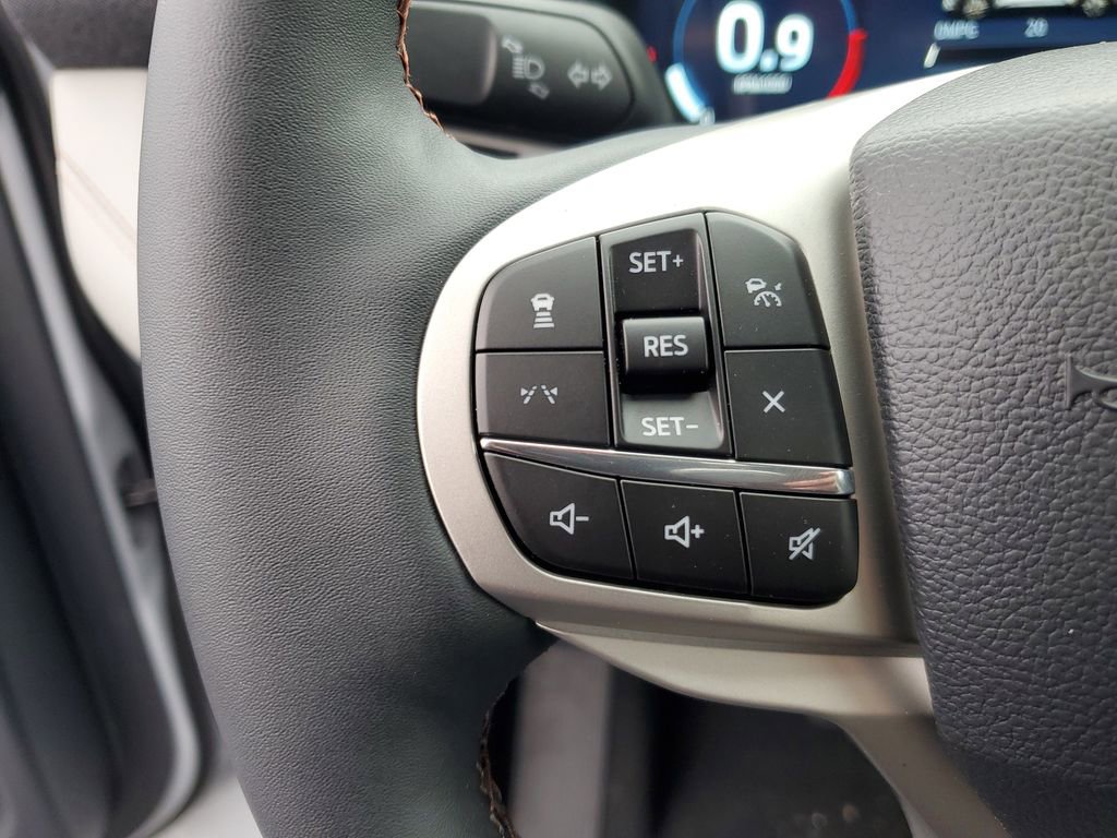 New 2026 Ford Explorer Active w/ Active Comfort Package image 15