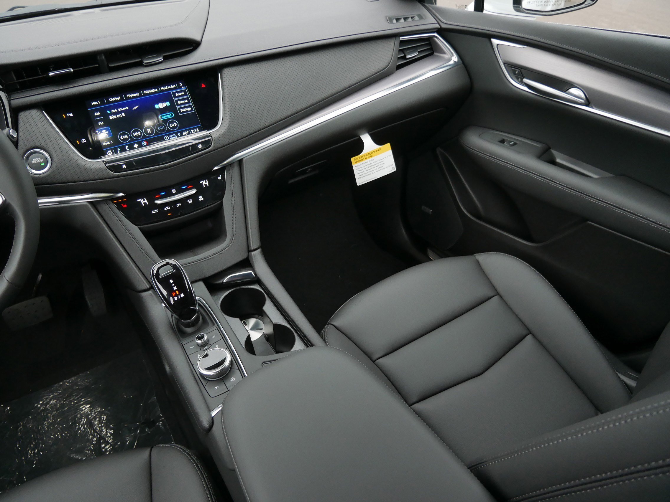 New 2026 Cadillac XT5 Luxury image 9