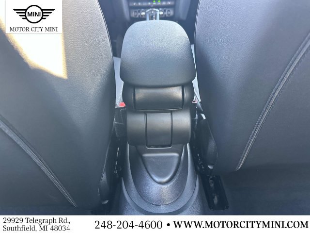 Certified 2024 MINI Cooper 4-Door Hardtop FWD image 17