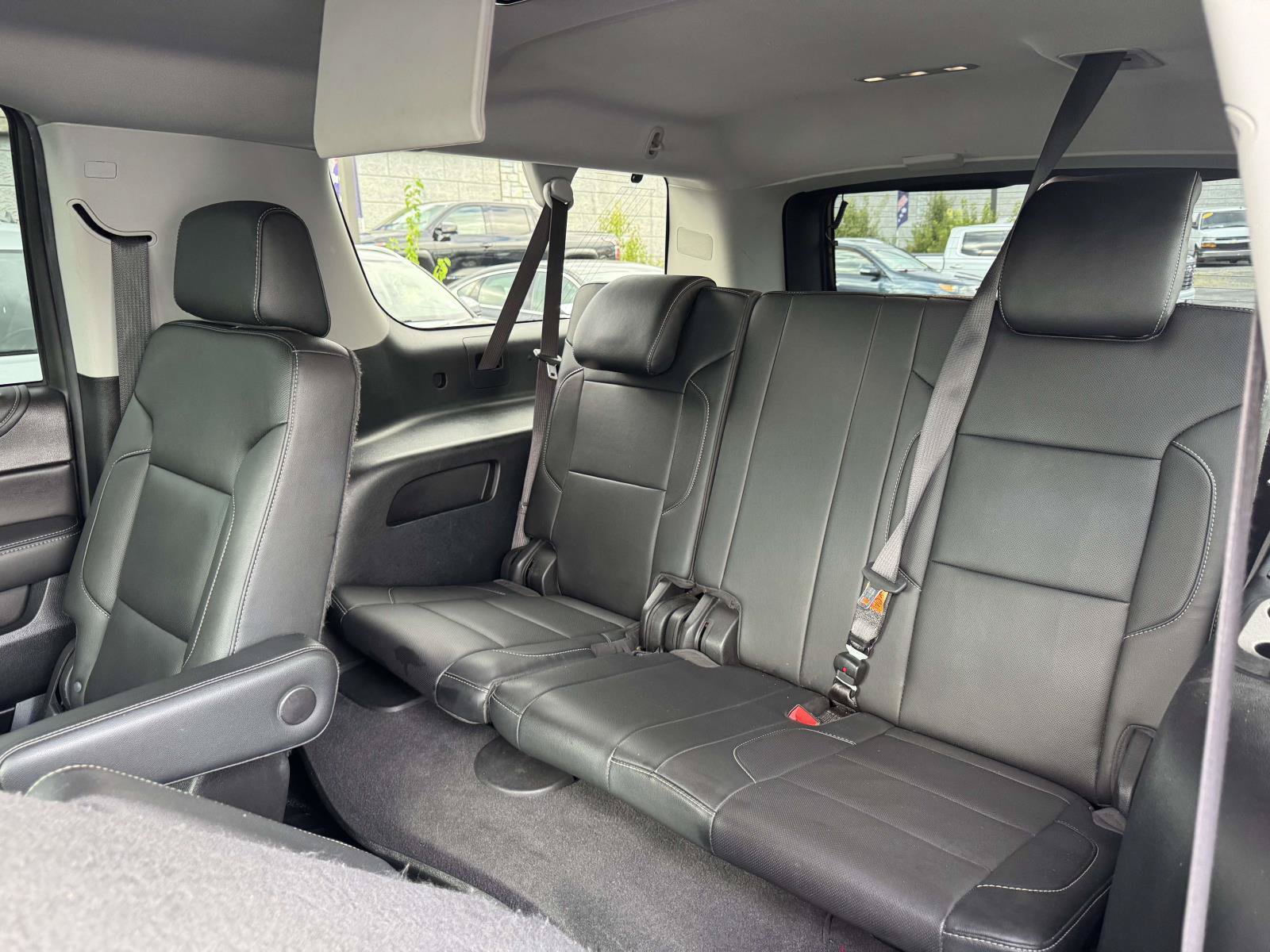 Used 2020 Chevrolet Suburban Premier AWD/4WD image 22