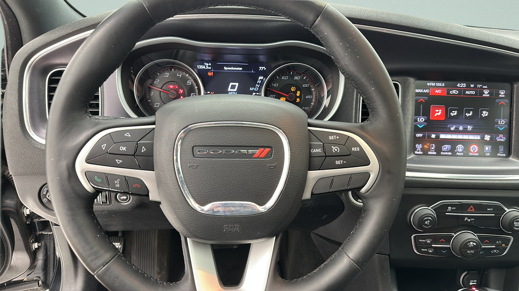 Used 2015 Dodge Charger SXT w/ AWD Plus Group image 18