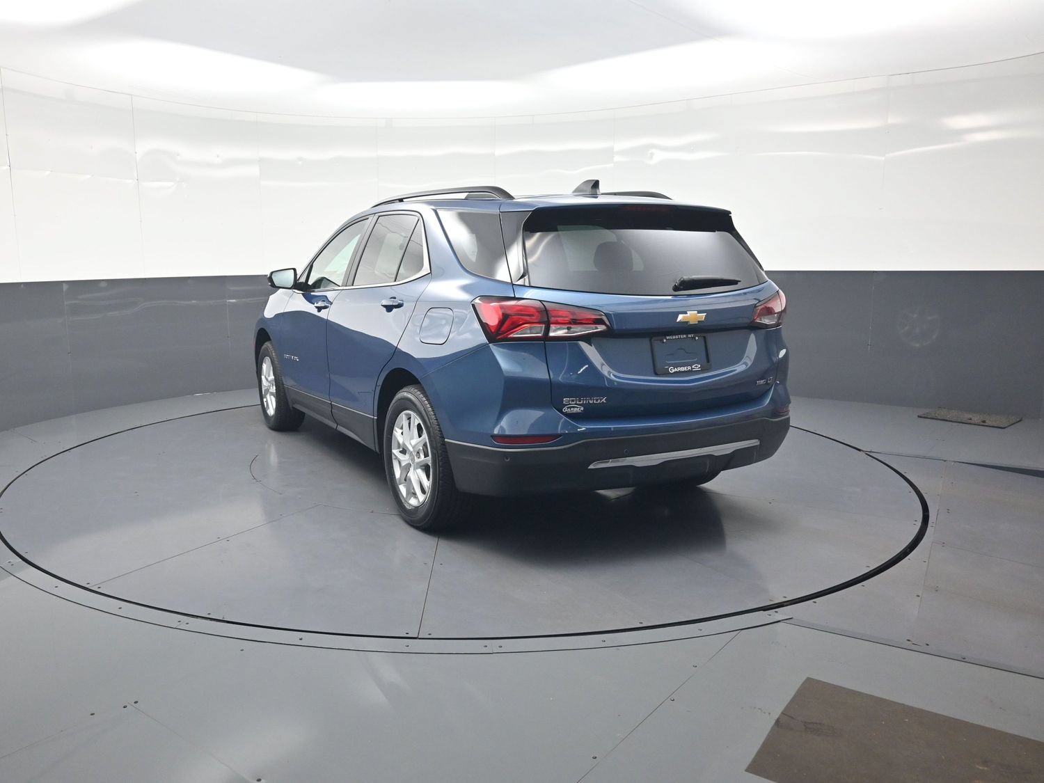 Used 2024 Chevrolet Equinox LT AWD/4WD image 5