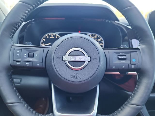 Used 2025 Nissan Pathfinder SL w/ SL Premium Package image 17