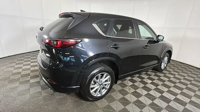 Used 2025 MAZDA CX-5 AWD 2.5 S w/ Preferred Package image 2