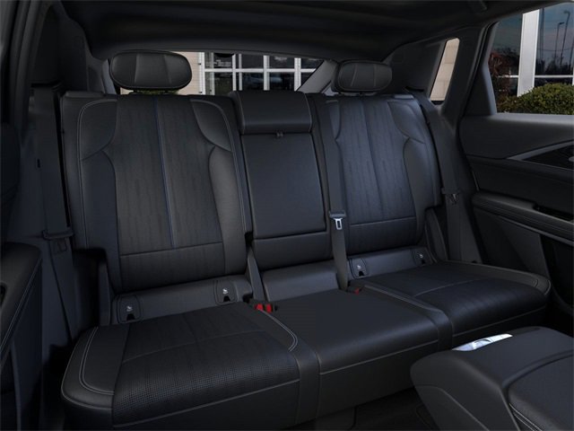 New 2025 Cadillac Lyriq Luxury image 17