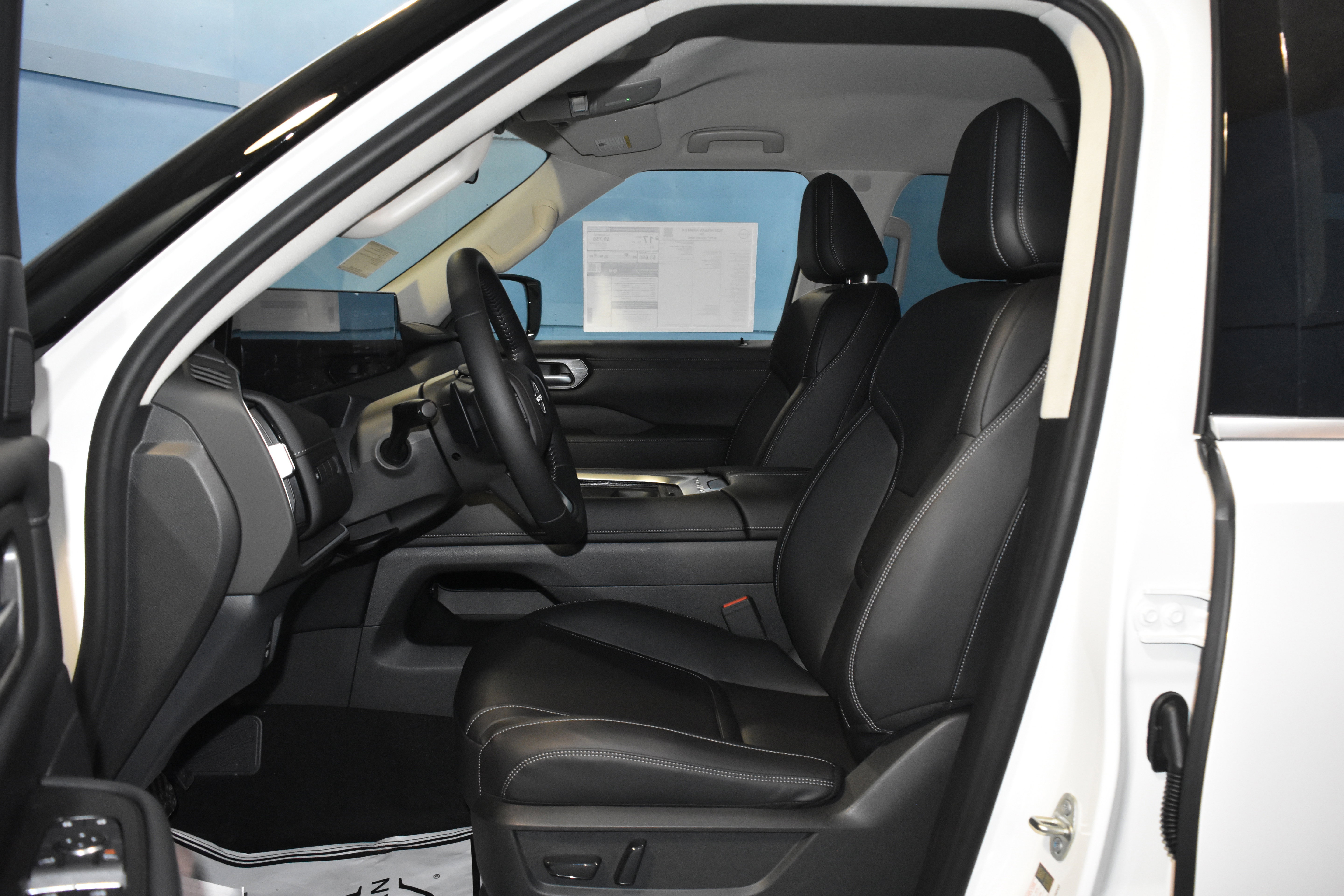 New 2026 Nissan Armada SV image 5