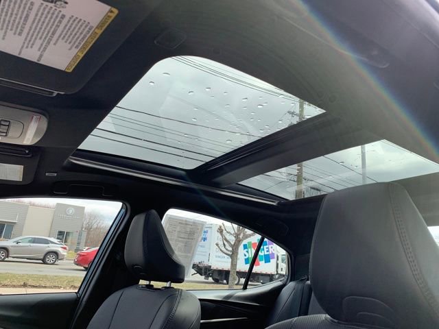 Used 2025 Toyota Camry XSE image 24