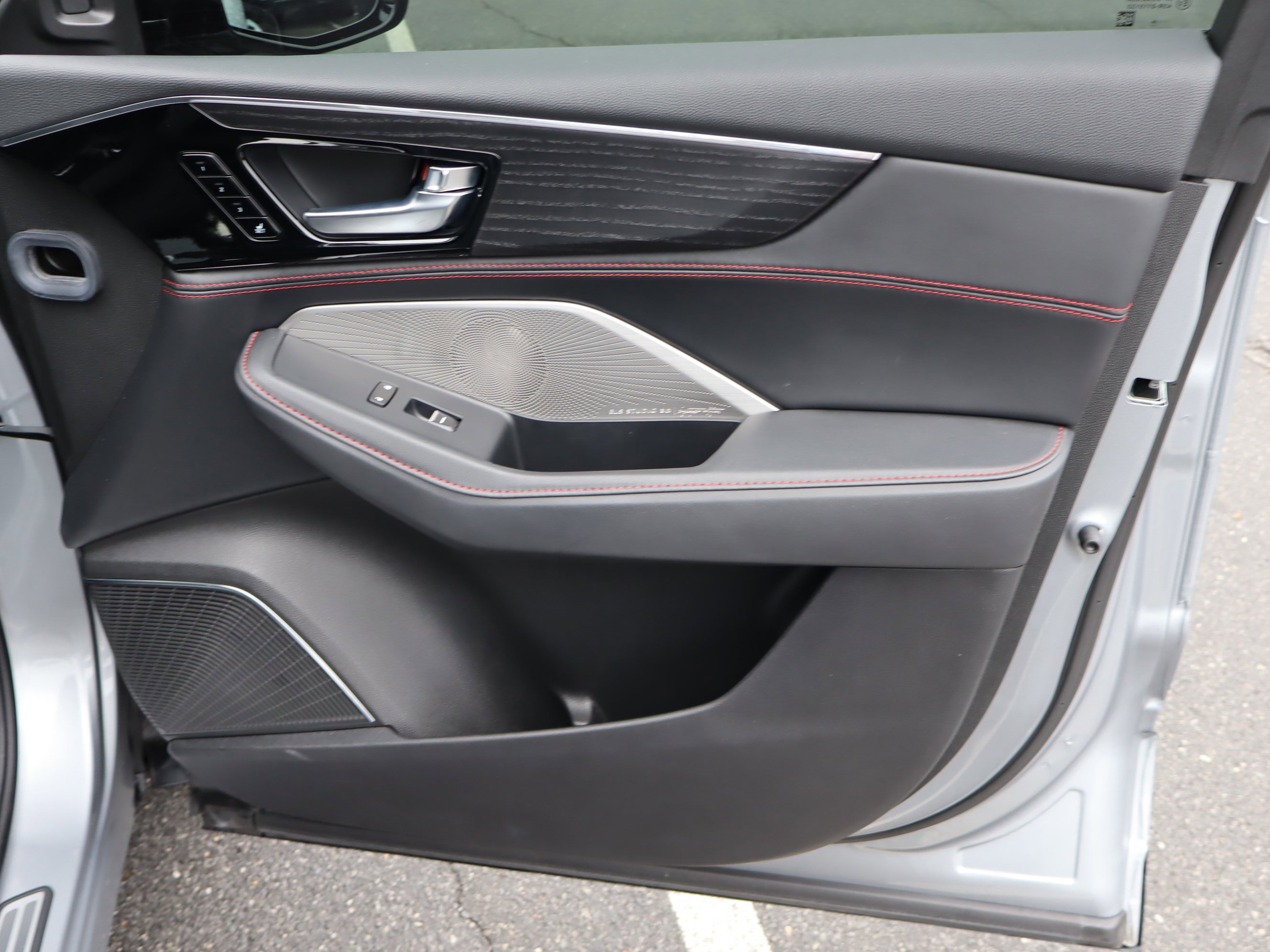 Used 2024 Acura MDX Type S image 39