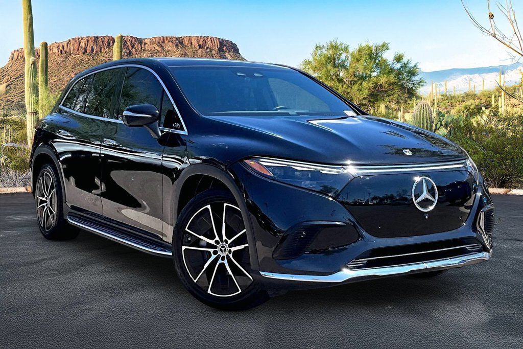 Used 2023 Mercedes-Benz EQS 450+ SUV image 12
