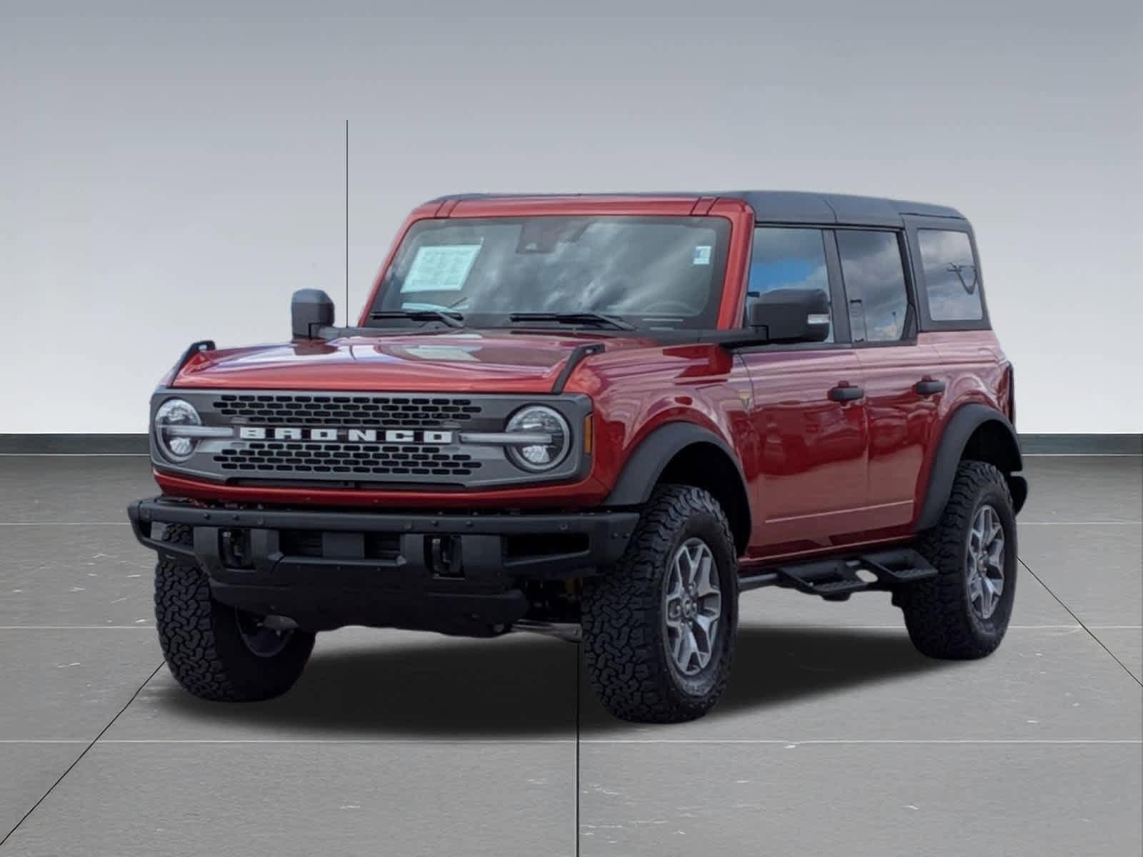 Used 2024 Ford Bronco Badlands image 10
